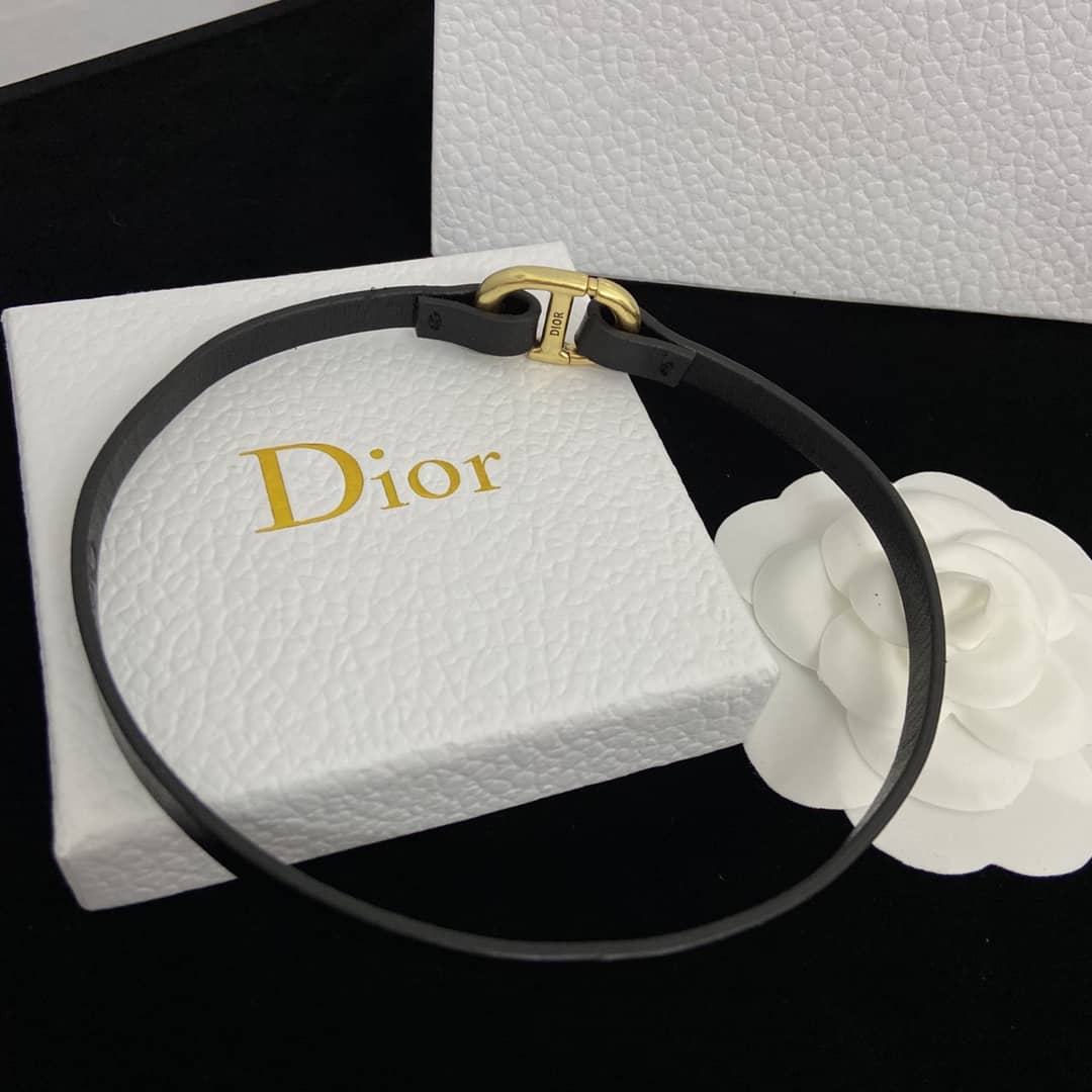 Designer Chr1st1an D10r Classic Necklace