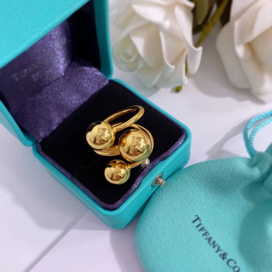 Knockoff T*f*ny Logo Ring