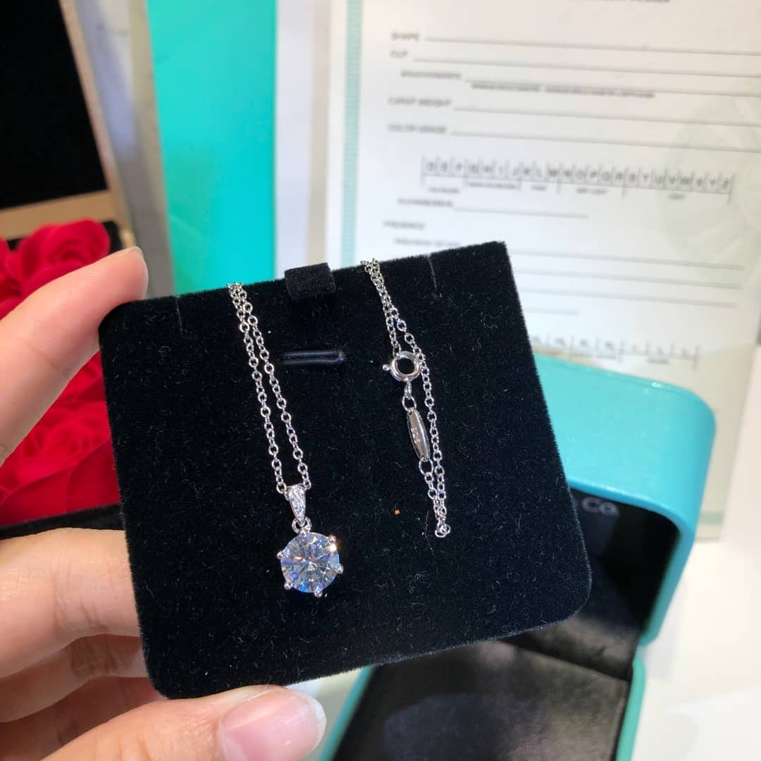 7 Star T*f*ny Necklace
