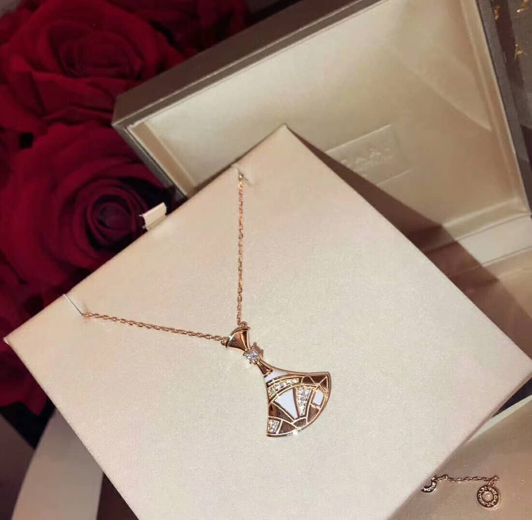 Replica Bv1g*ai Necklace