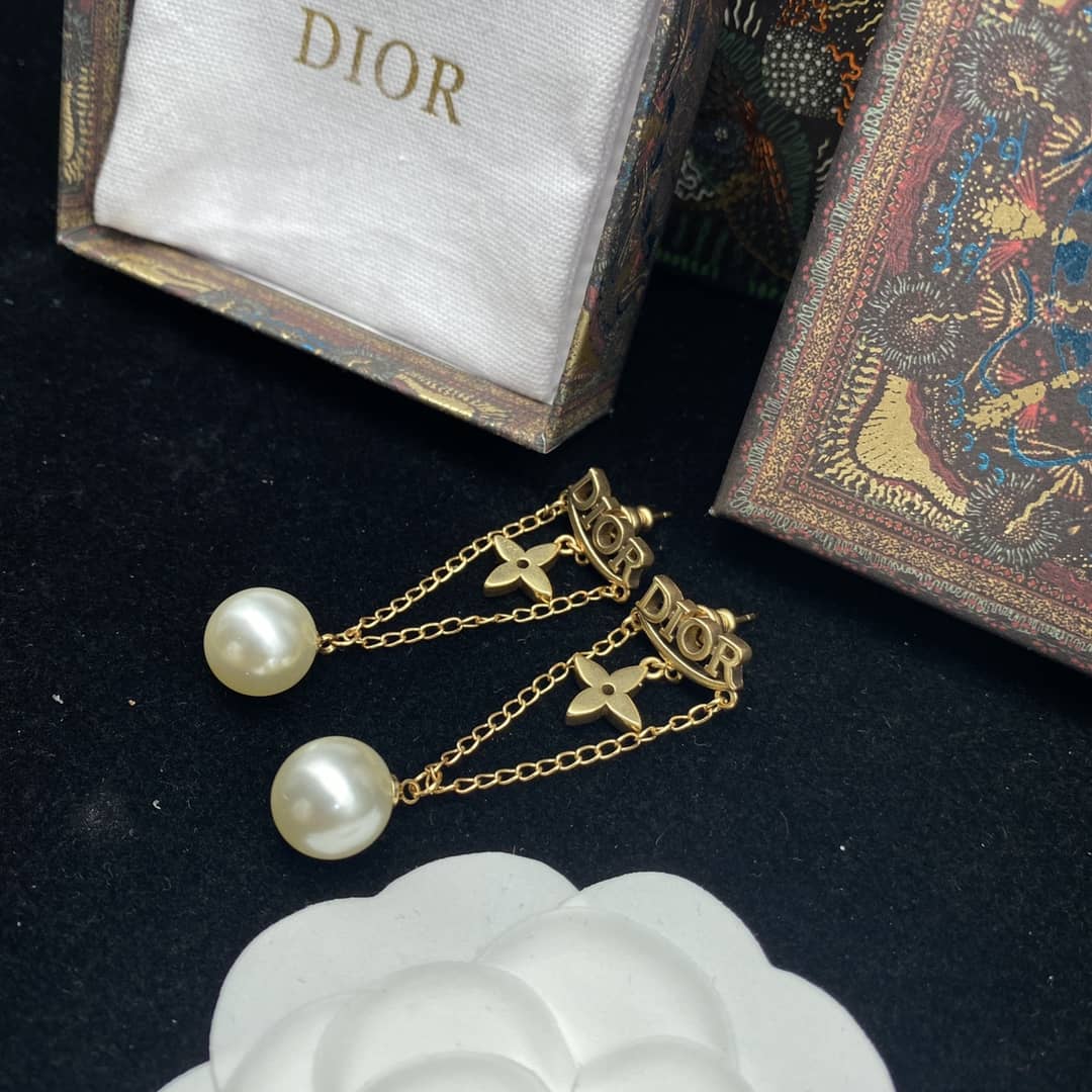 Chr1st1an D10r Earring For Sale