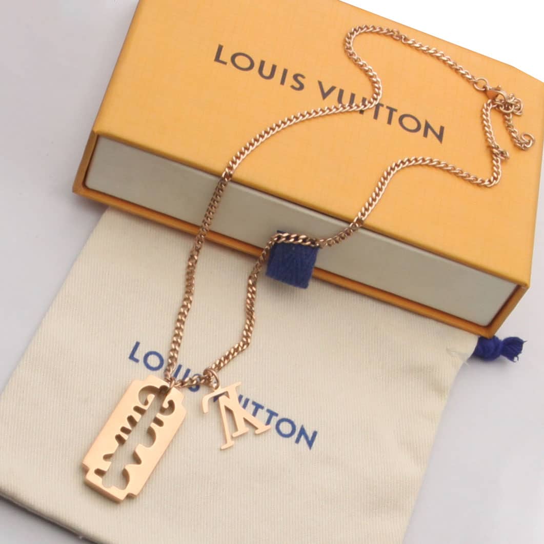 Best L0vis Vvtt0n Classic Necklace
