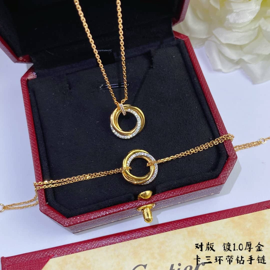 Ca*t1er Bracelet Dupe Classic AAA+