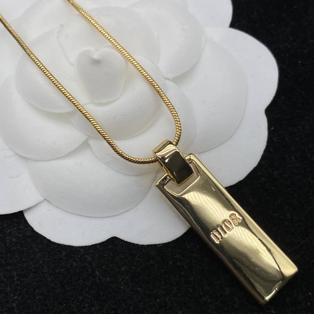 High Quality Chr1st1an D10r Necklace