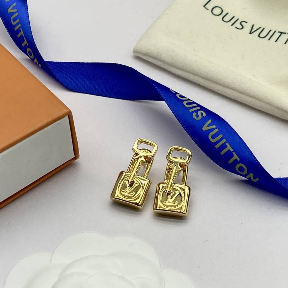 Luxury L0vis Vvtt0n Classic AAA+ Earring