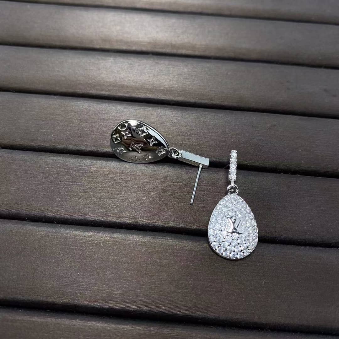 L0vis Vvtt0n Earring First Copy