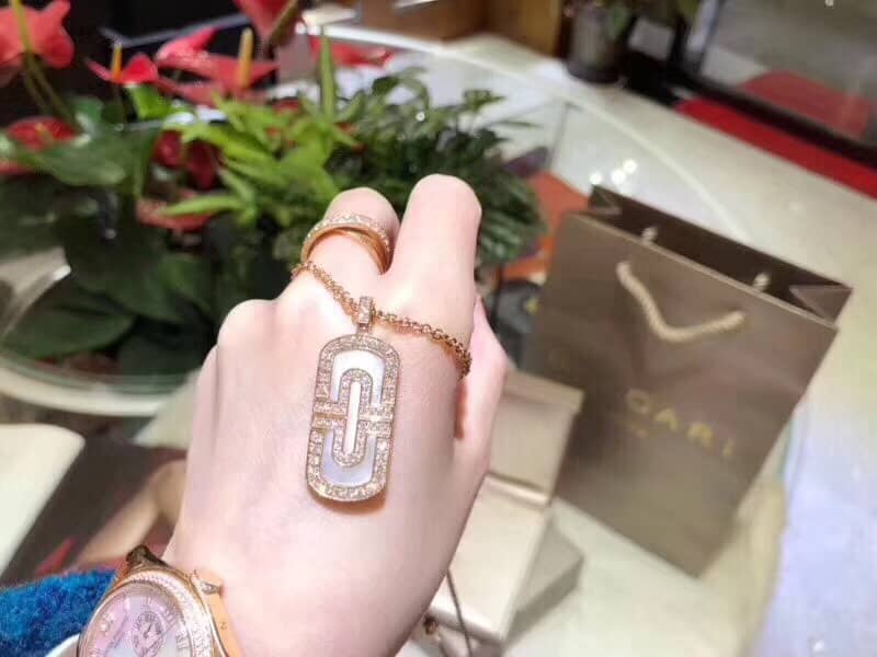 Bv1g*ai Necklace For Sale