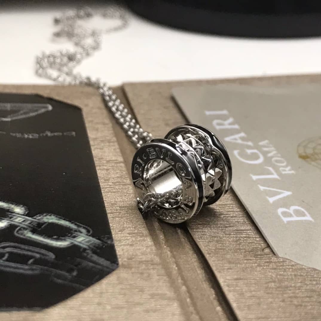 Bv1g*ai Necklace First Copy