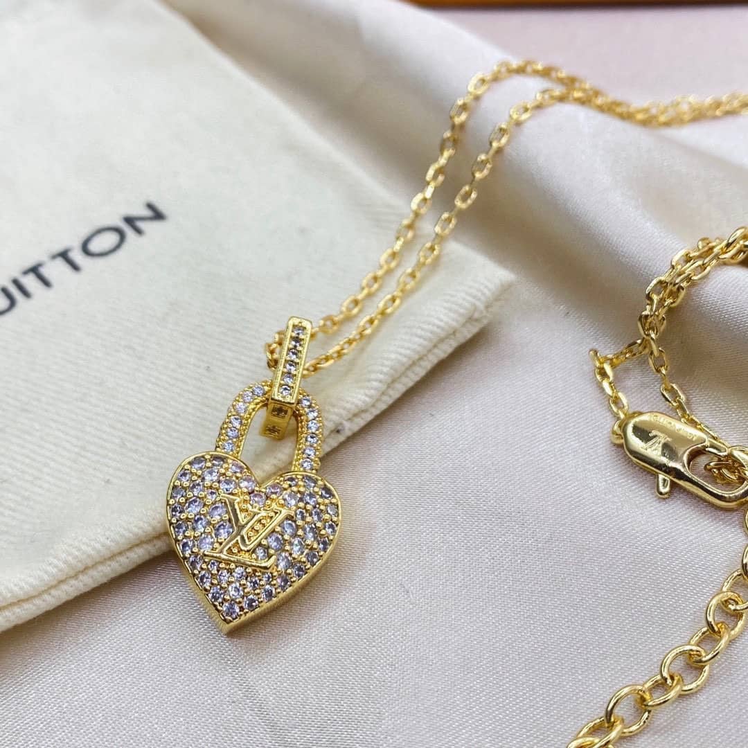 L0vis Vvtt0n Necklace First Copy