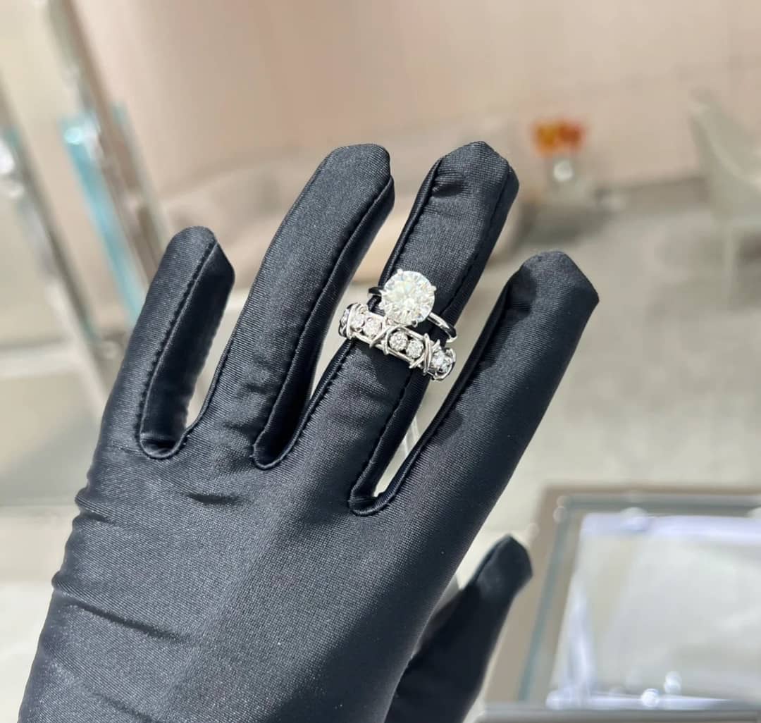 Replica T*f*ny Ring