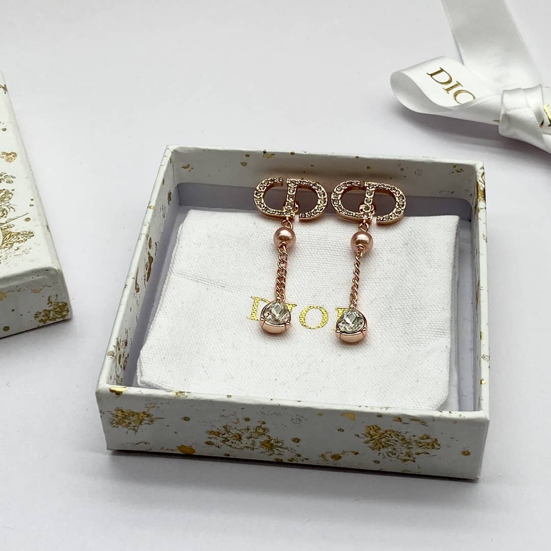 7 Star Chr1st1an D10r Earring