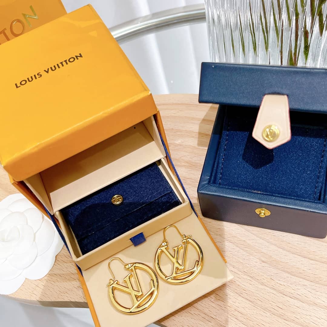 L0vis Vvtt0n Earring For Sale