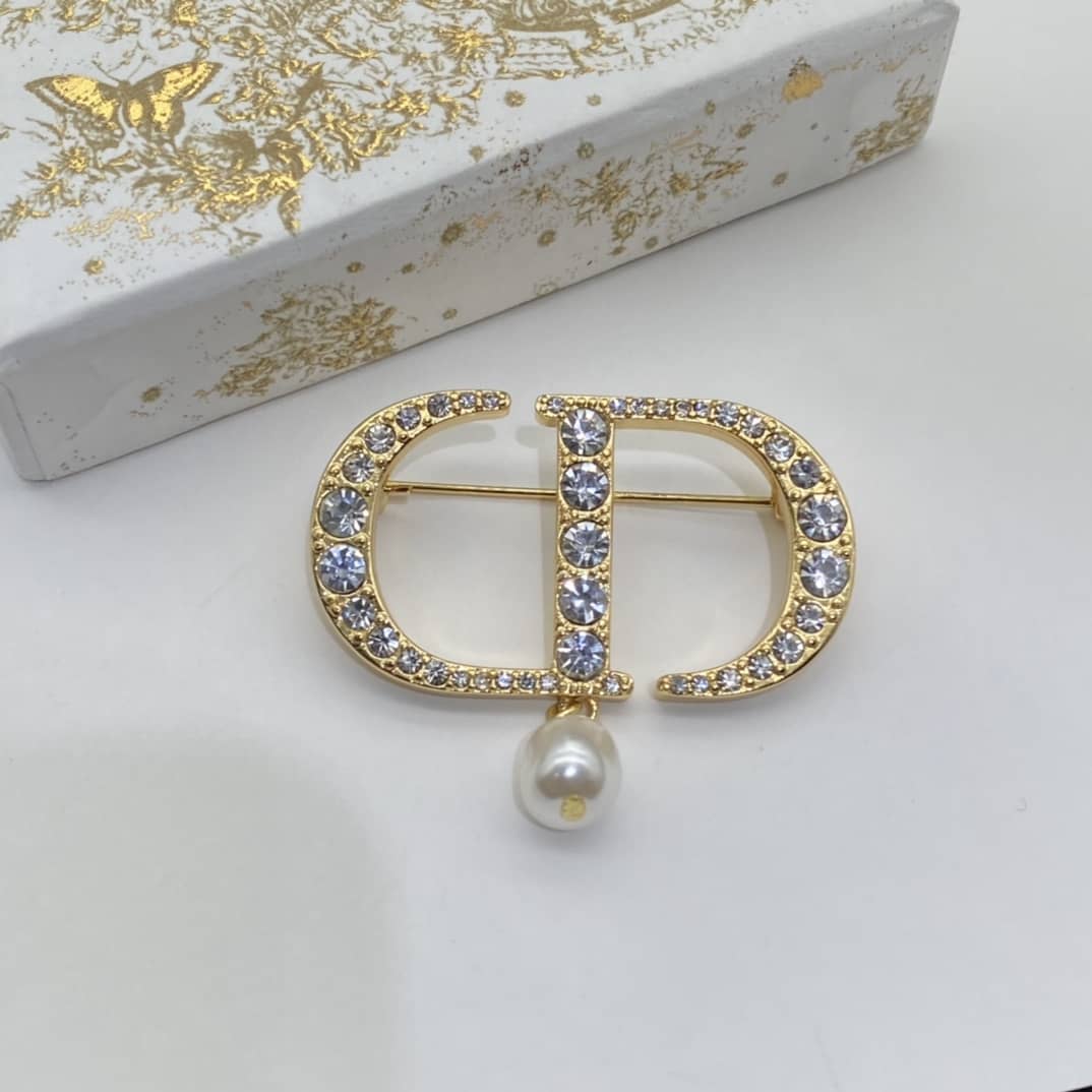 High Quality Chr1st1an D10r Brooch