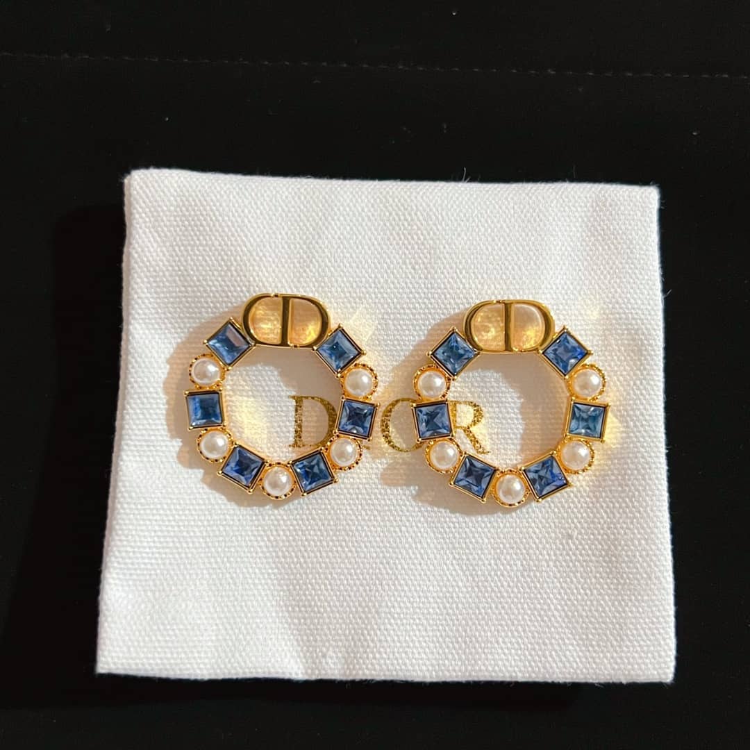 Top Quality Chr1st1an D10r Earring