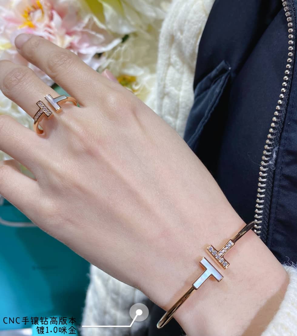 T*f*ny Ring First Copy