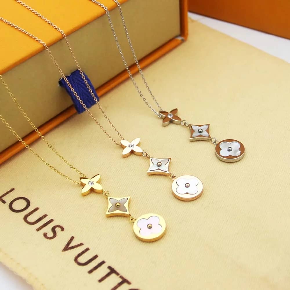 Wholesale L0vis Vvtt0n AAA+ Necklace