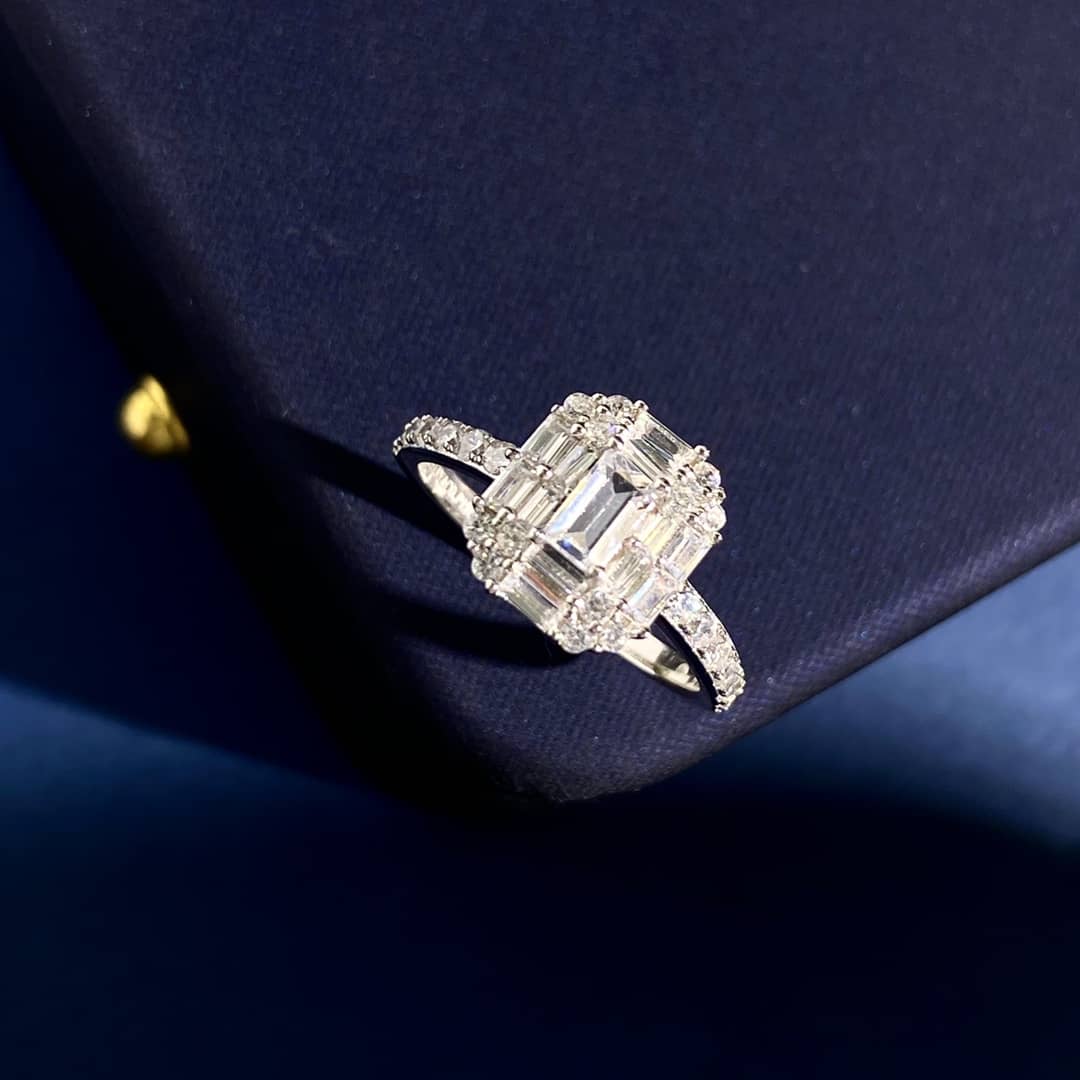 High Quality T*f*ny Ring