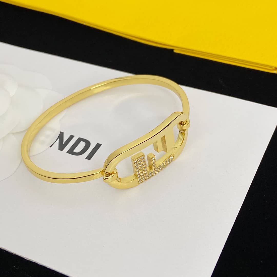 F**di Bracelet First Copy