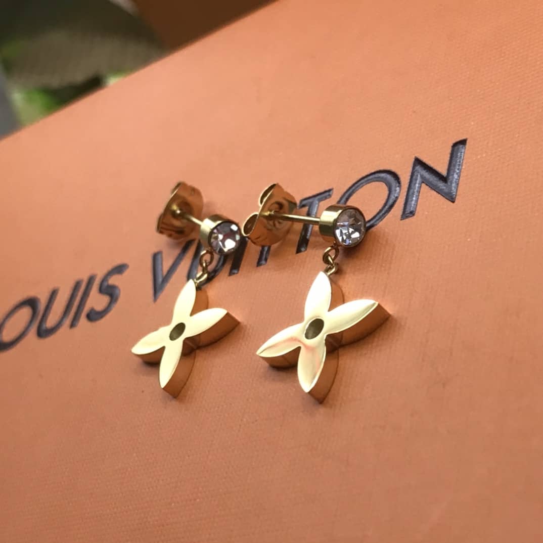 Top Quality L0vis Vvtt0n Earring