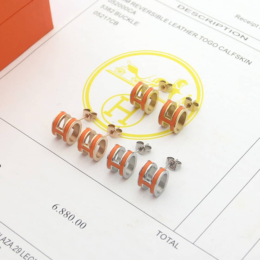 Knockoff H**me5 Logo Earring