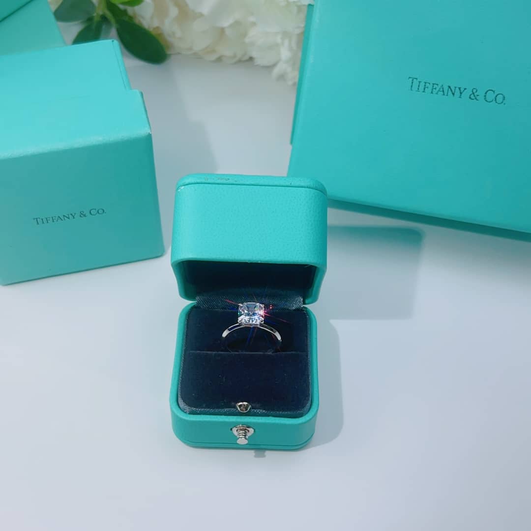 T*f*ny Ring First Copy