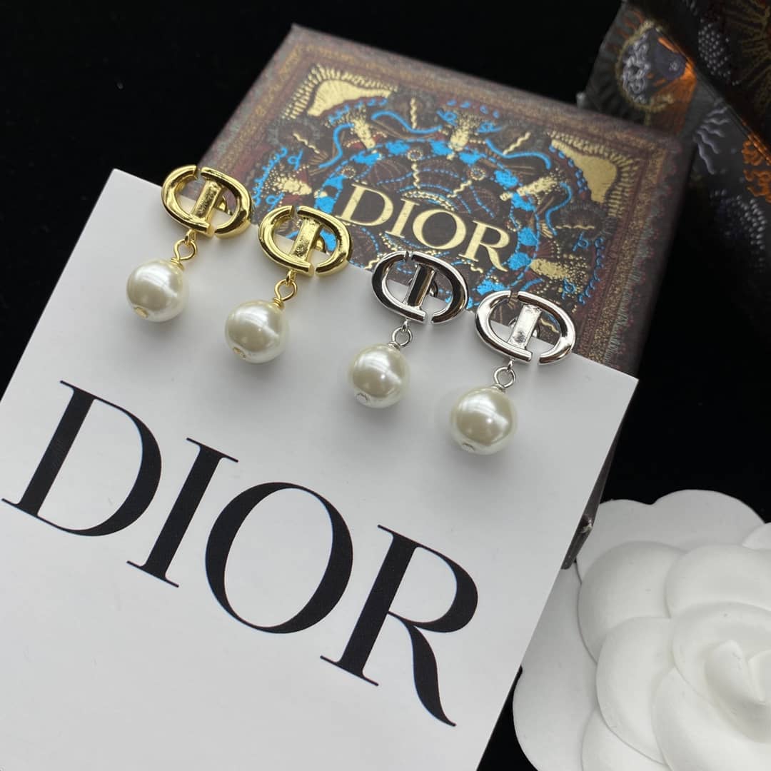 Wholesale Chr1st1an D10r Logo Earring