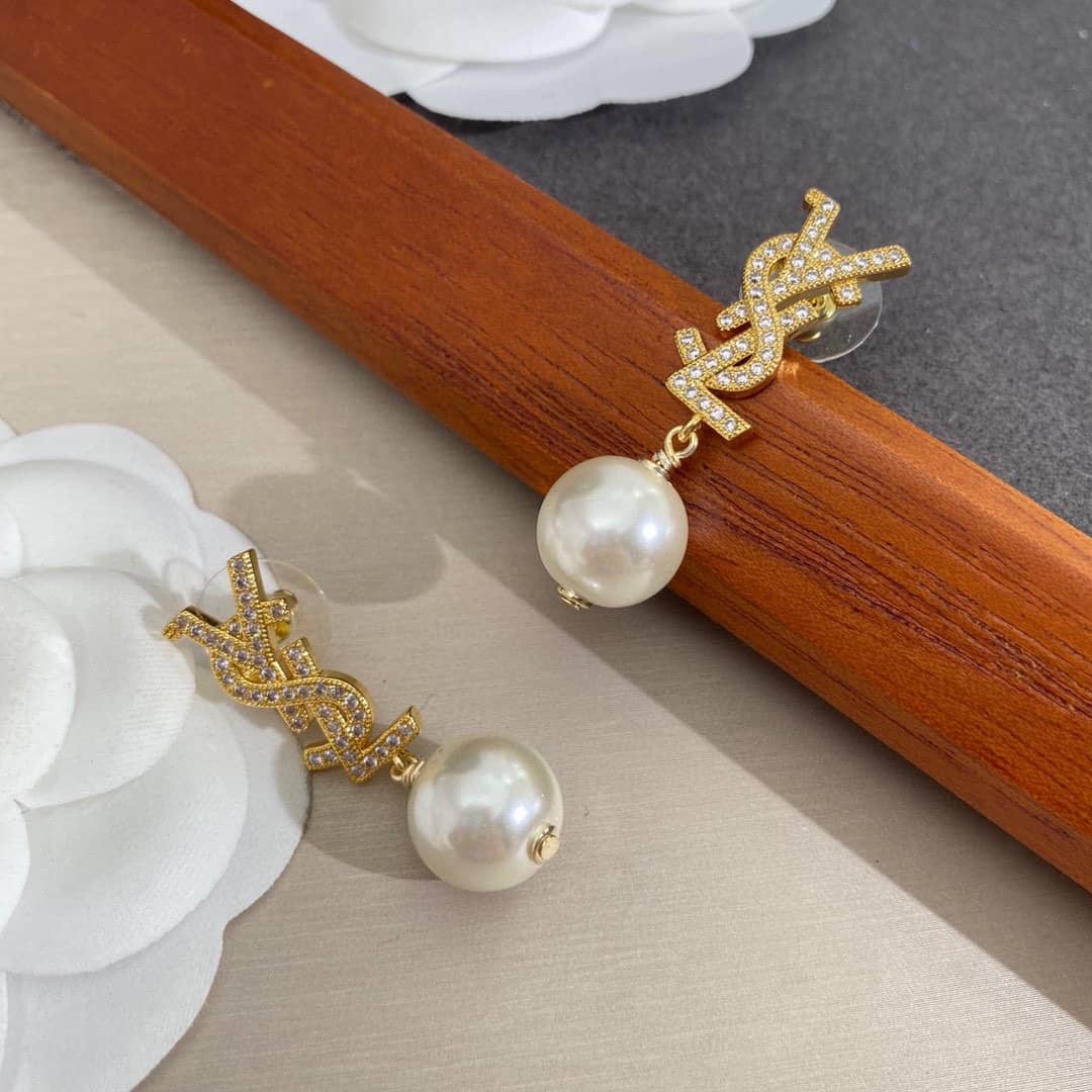 Fake Y51 Logo Earring