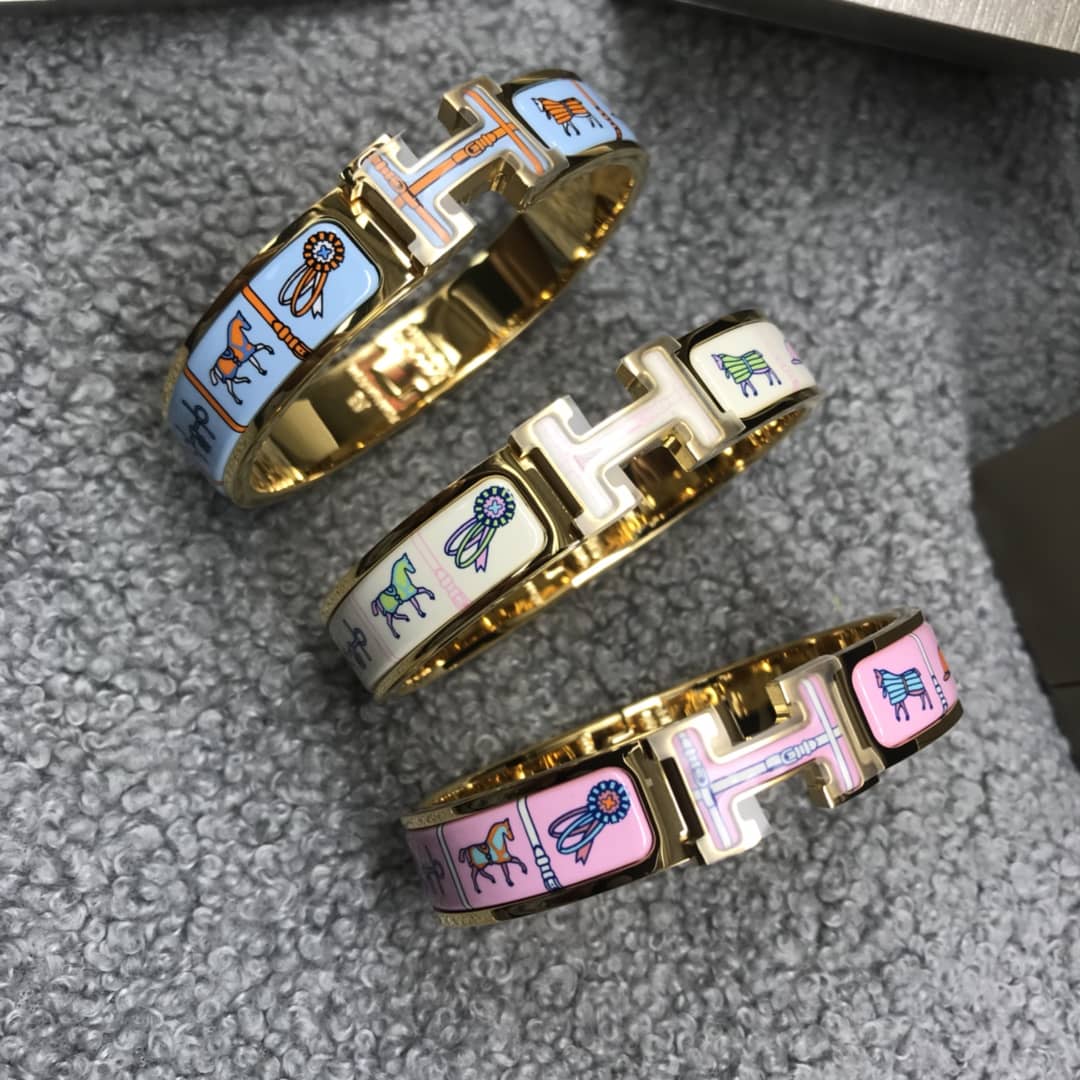 H**me5 Bracelet Copy