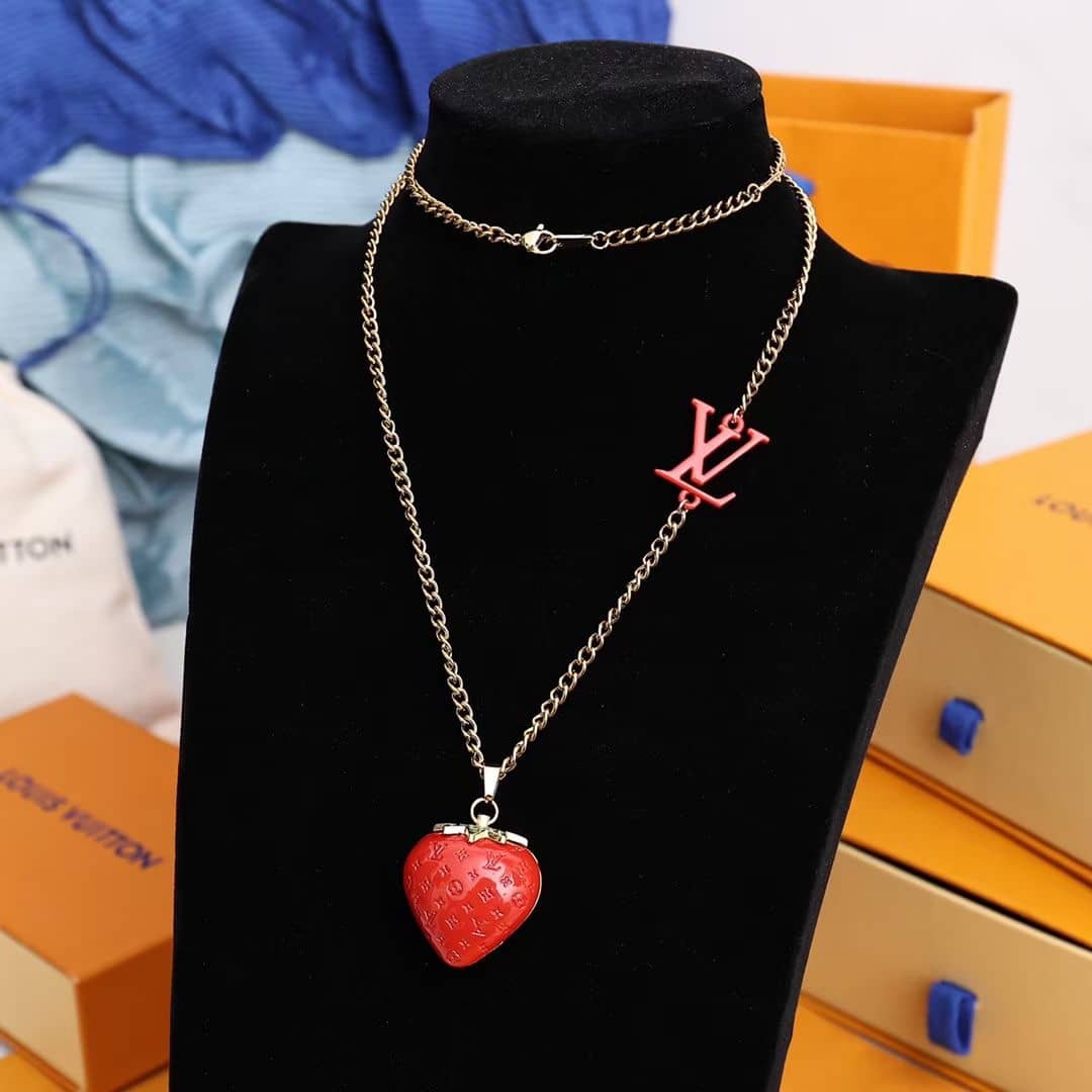 7 Star L0vis Vvtt0n Necklace