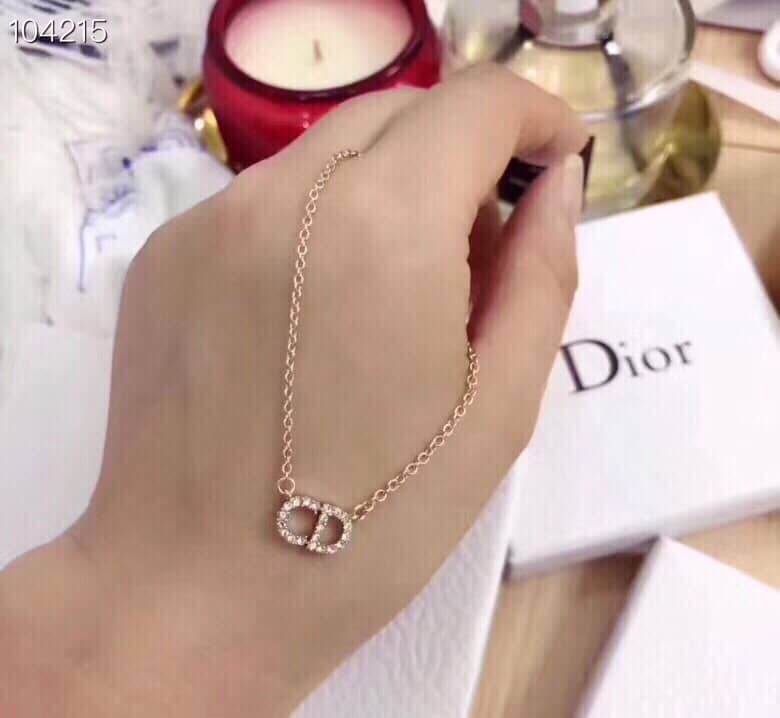 Top Quality Chr1st1an D10r Necklace