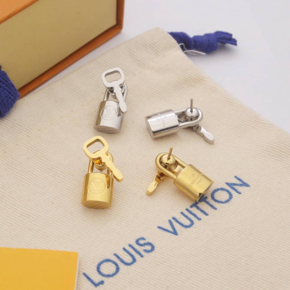 Wholesale L0vis Vvtt0n AAA+ Earring