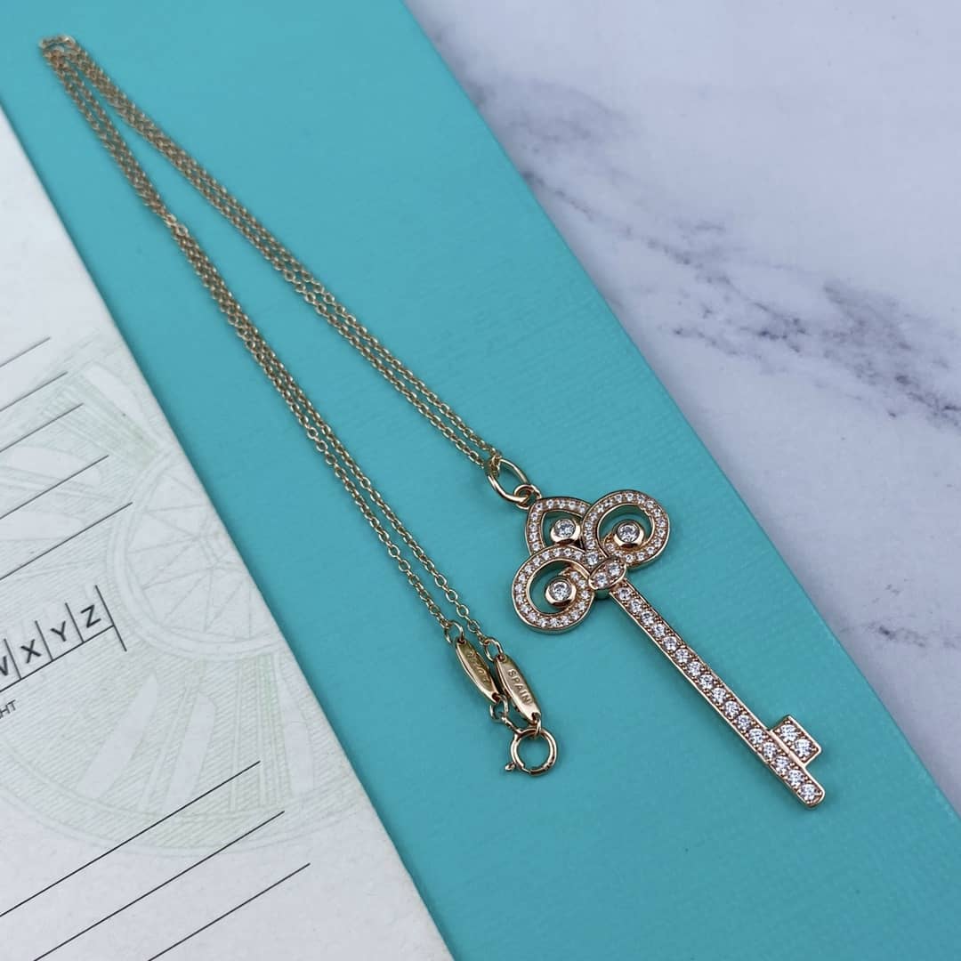 T*f*ny Necklace First Copy