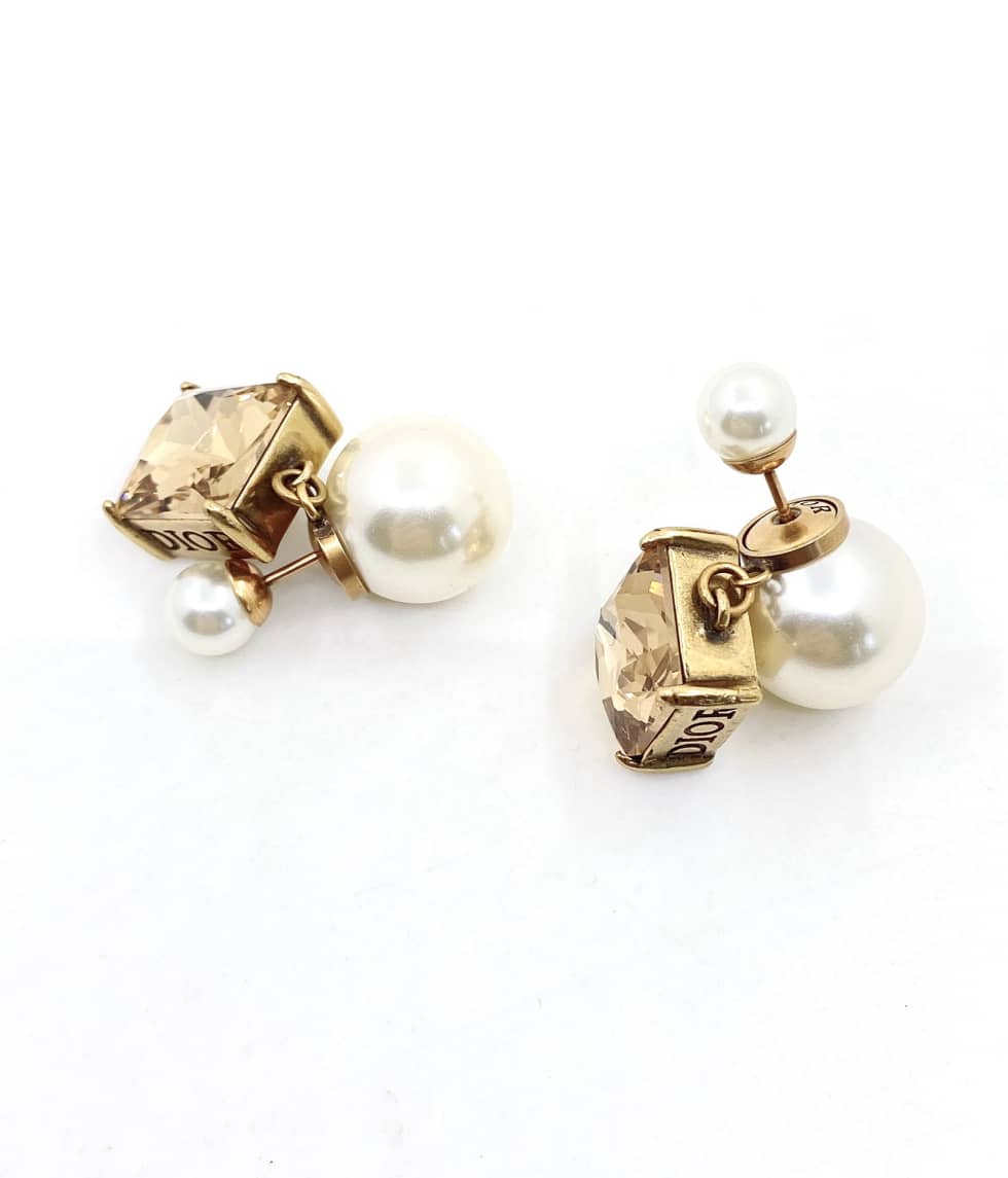 Fake Chr1st1an D10r Logo Earring