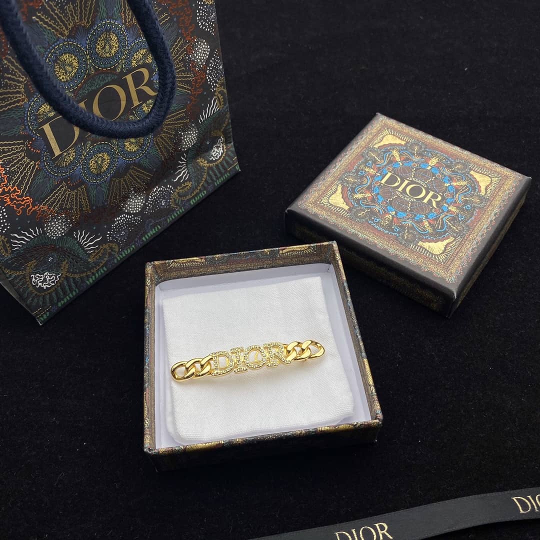 Luxury Chr1st1an D10r Classic AAA+ Brooch