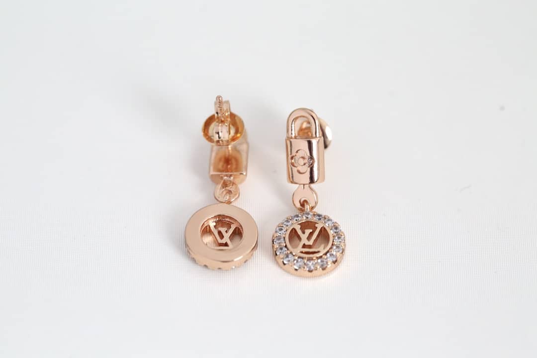 High Quality L0vis Vvtt0n Earring