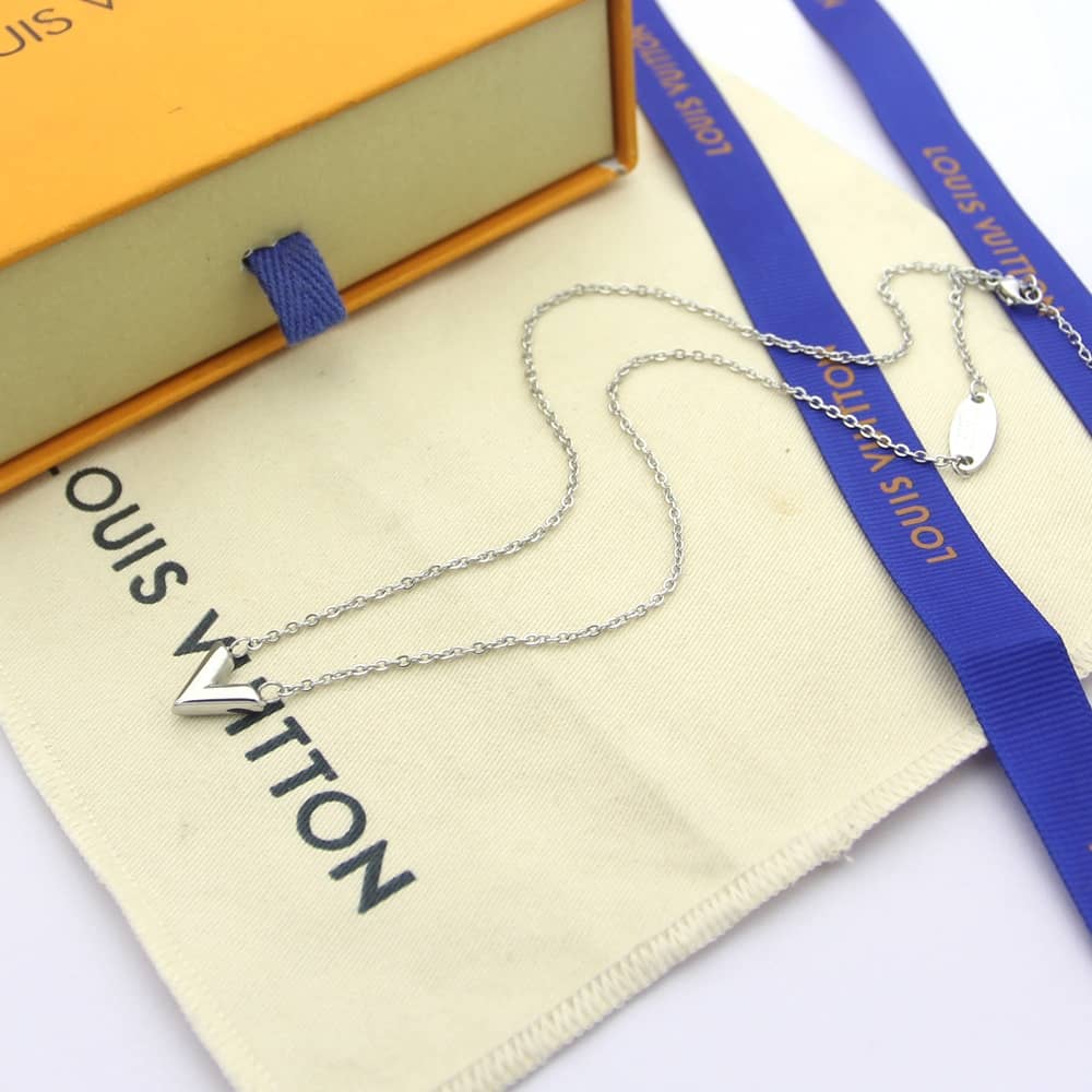 7 Star L0vis Vvtt0n Necklace