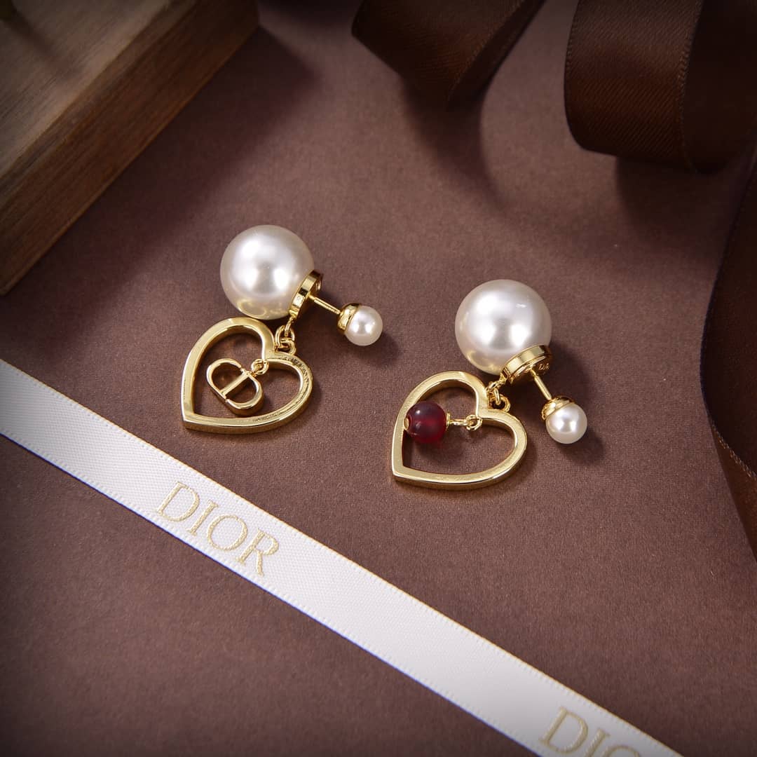 Chr1st1an D10r Earring First Copy