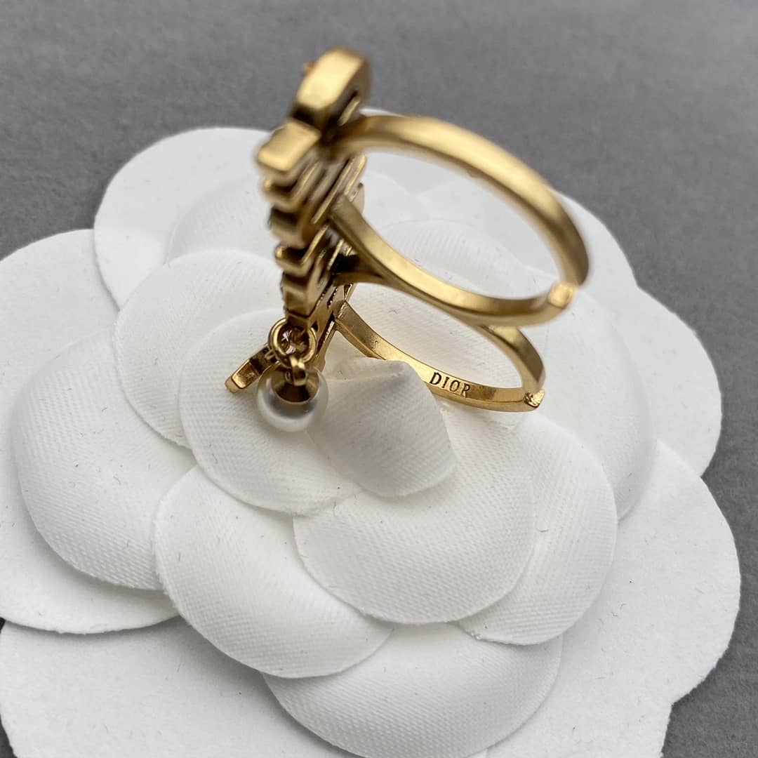 Cheap Chr1st1an D10r Ring