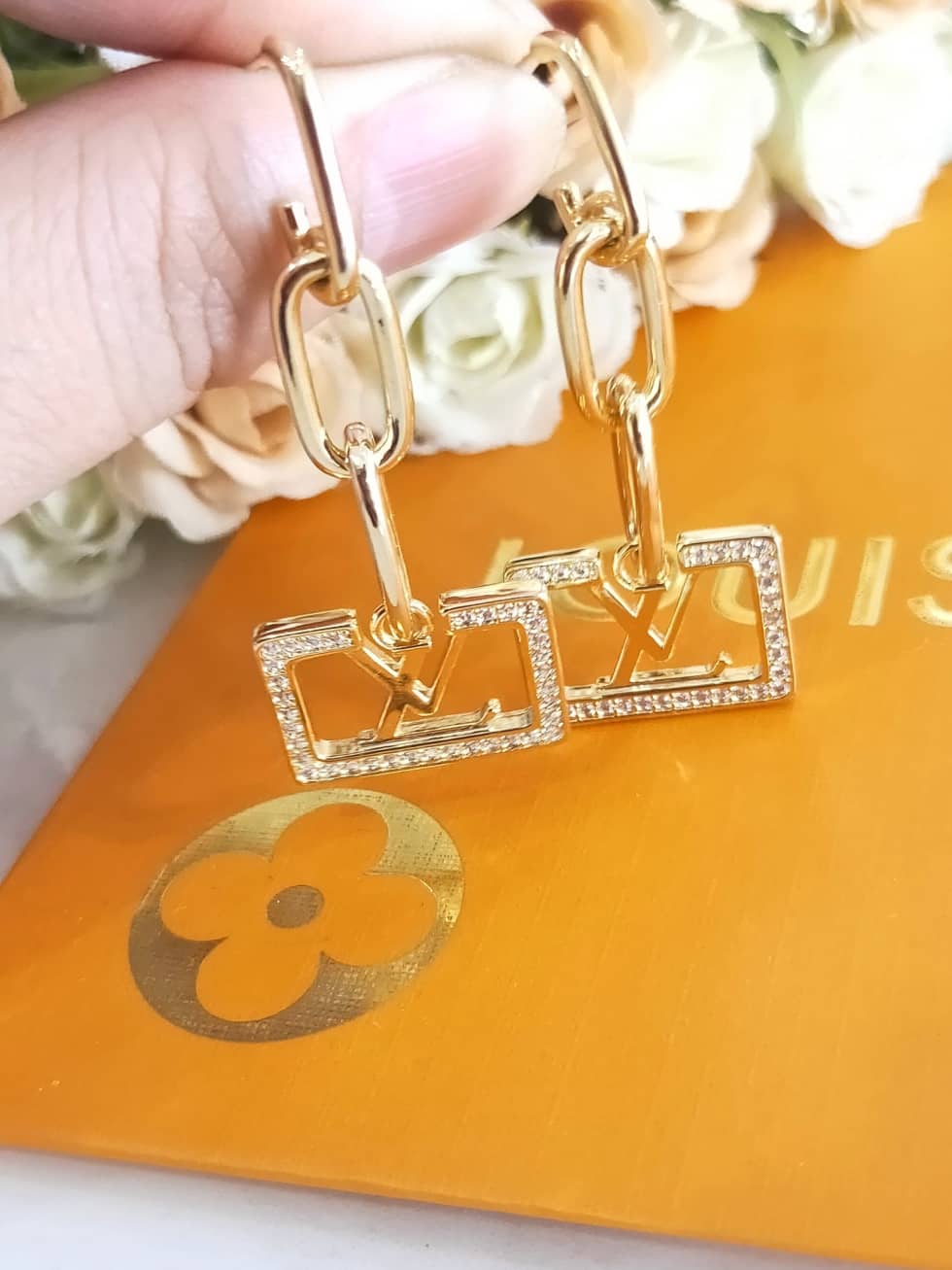 Cheap L0vis Vvtt0n Earring