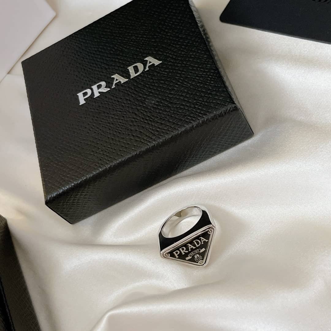 Top Quality Pra*a Ring