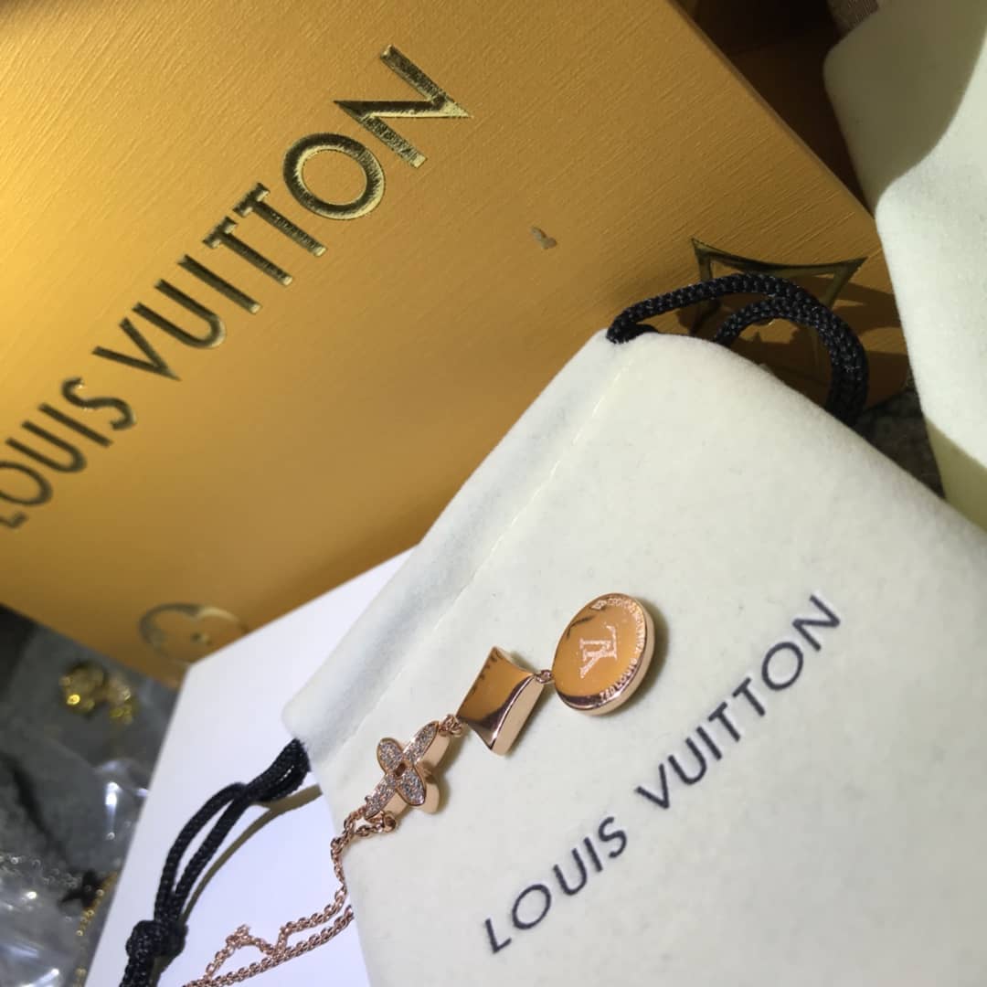 Luxury L0vis Vvtt0n Classic AAA+ Necklace