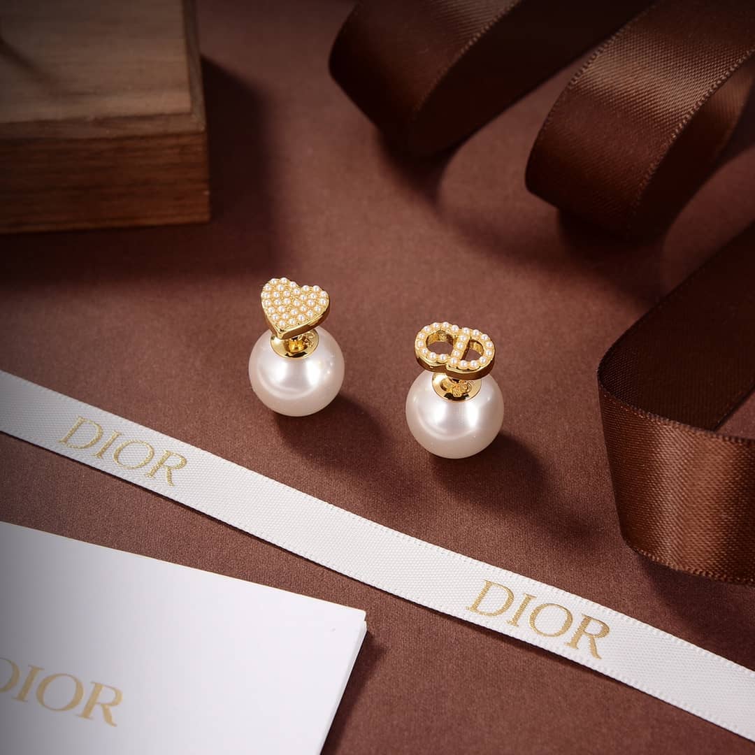 High Quality Chr1st1an D10r Earring