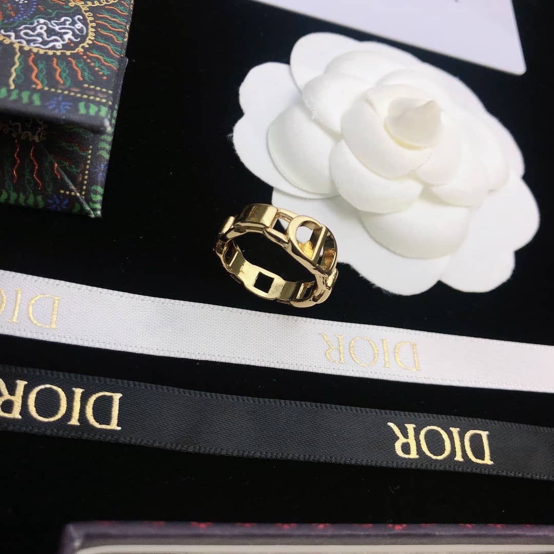 Cheap Chr1st1an D10r Ring