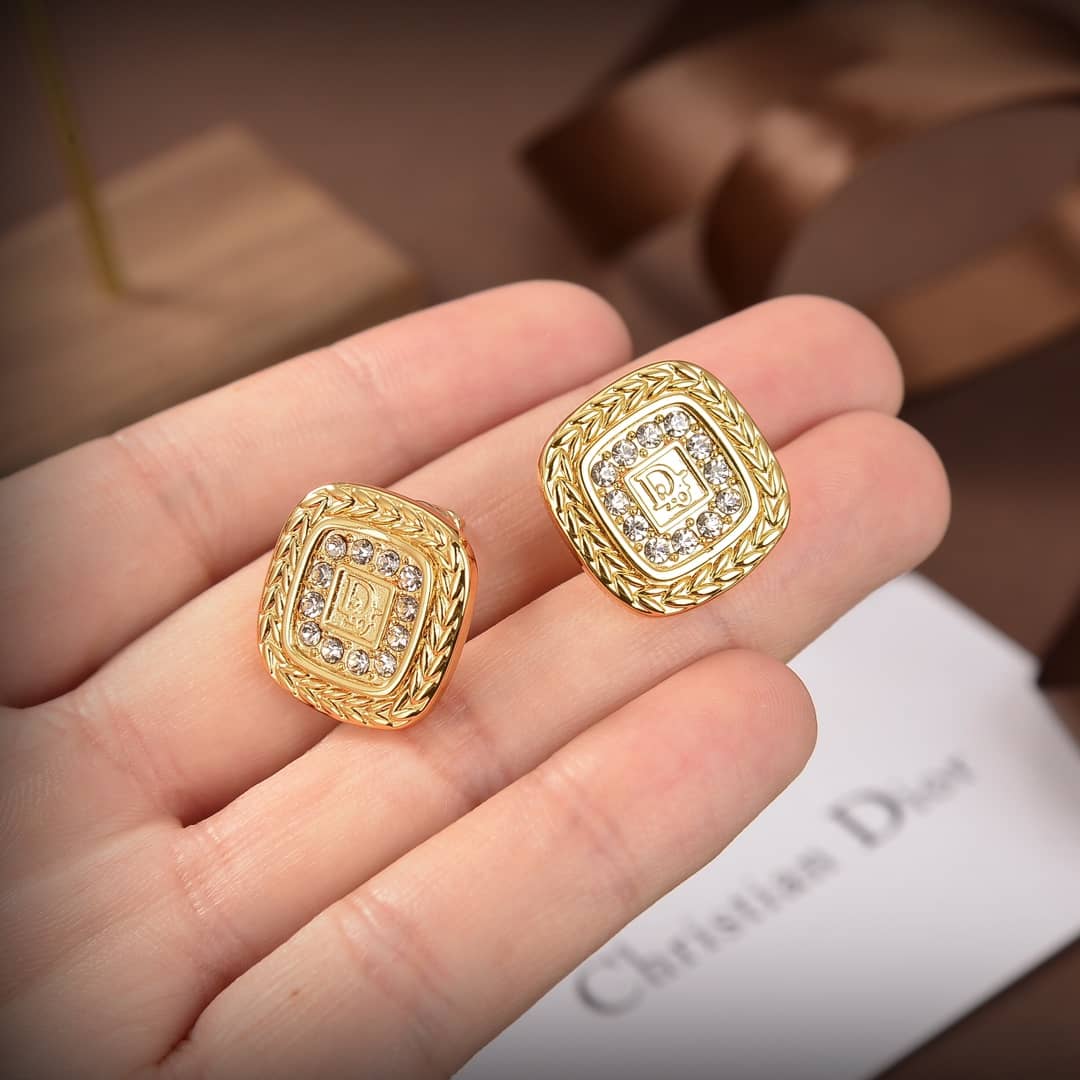 Luxury Chr1st1an D10r Classic AAA+ Earring