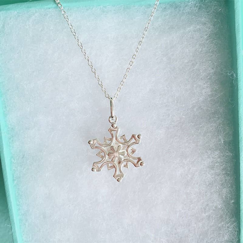 7 Star T*f*ny Necklace