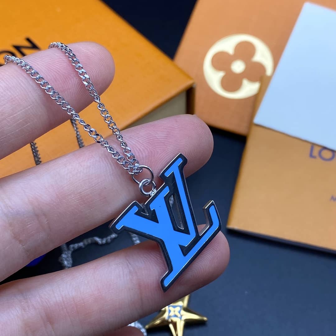 L0vis Vvtt0n Necklace Copy