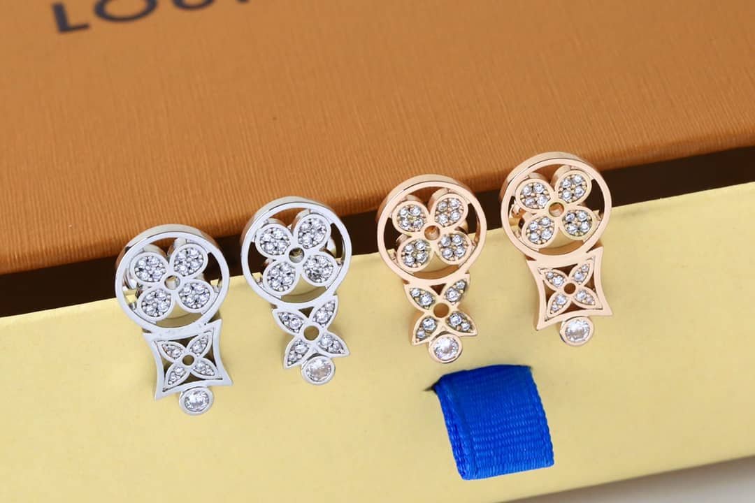 Top Quality L0vis Vvtt0n Earring