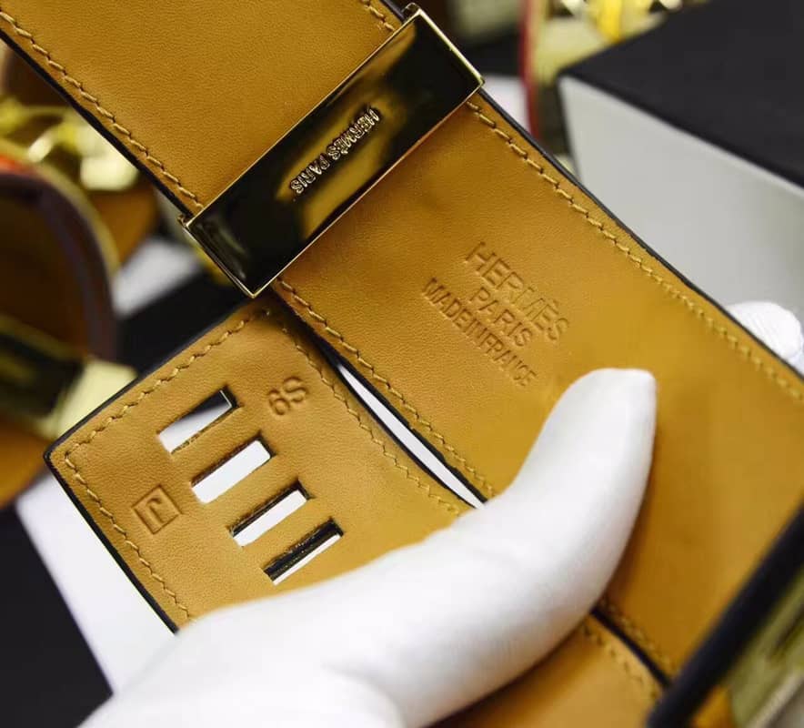 Knockoff H**me5 Logo Bracelet