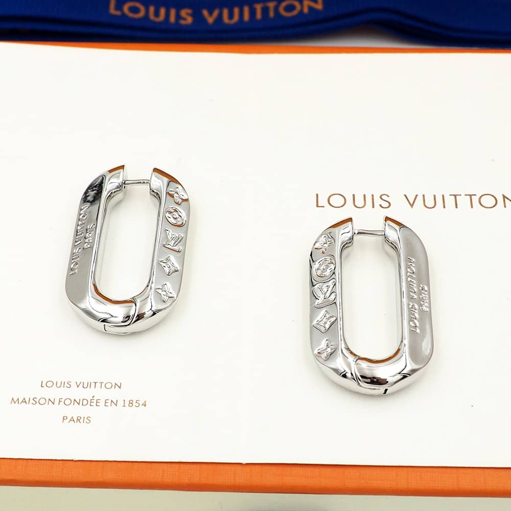 Fake L0vis Vvtt0n Logo Earring