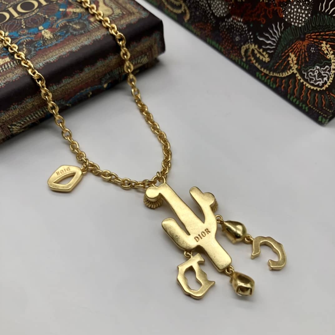 Knockoff Chr1st1an D10r Logo Necklace